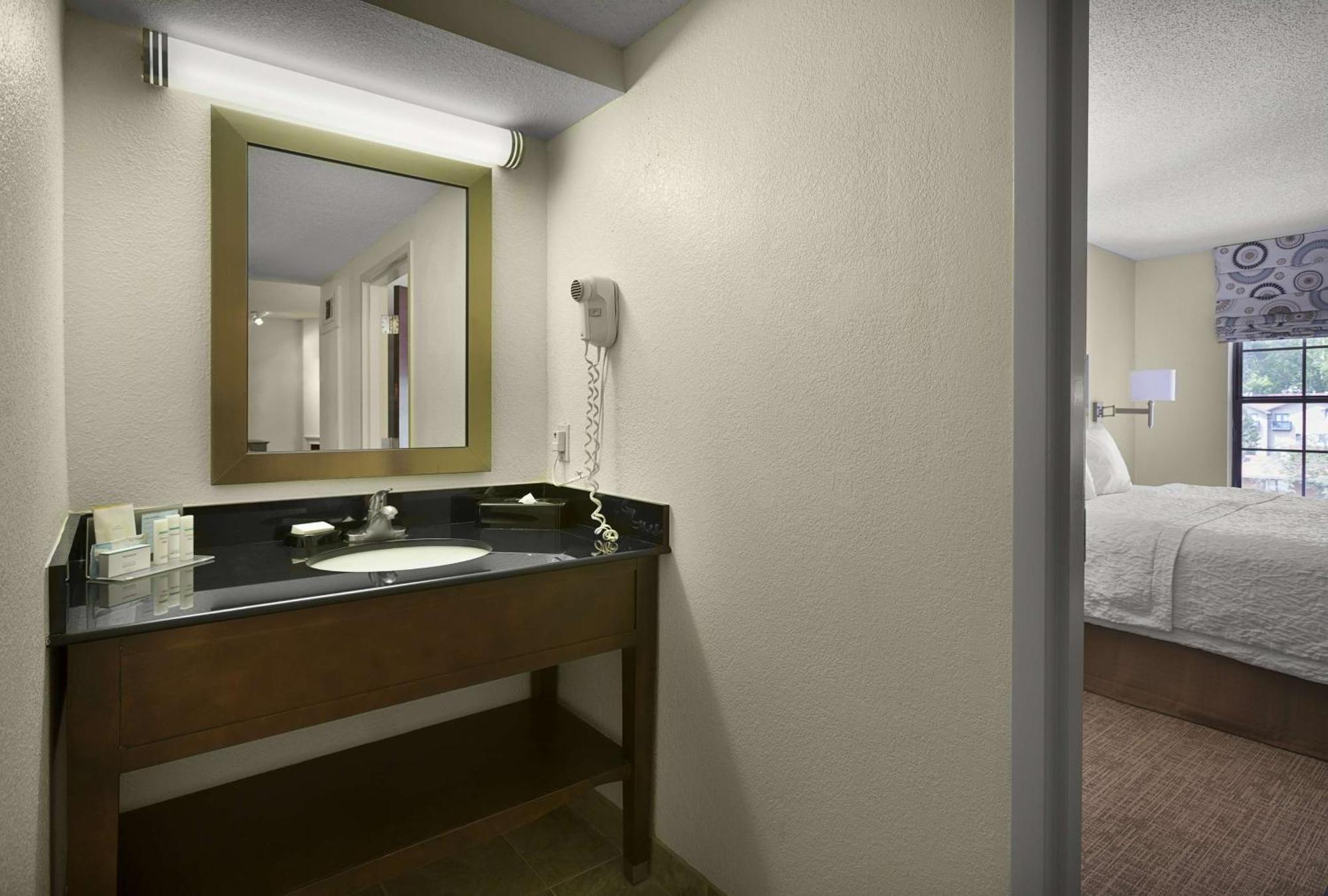 Hampton Inn Хелън Екстериор снимка