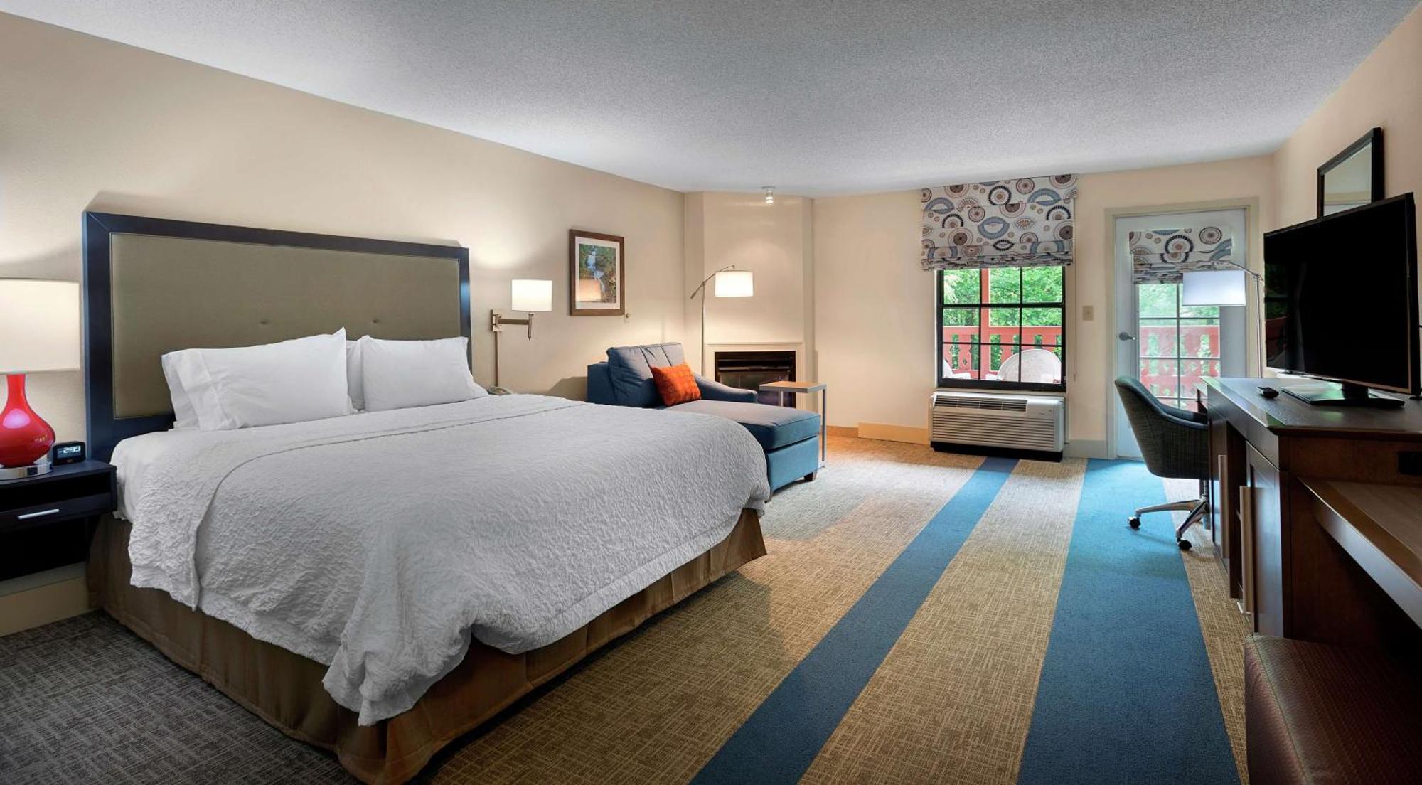 Hampton Inn Хелън Екстериор снимка